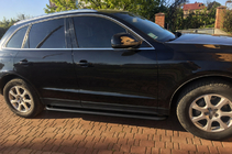 Audi Q5 2008–2017 Side steps Premium Black (2 st., RVS) foto 2
