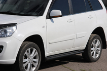 Chery Tiggo 1 2005–2016 Premium Black side steps (set 2 stuks, RVS) foto 3