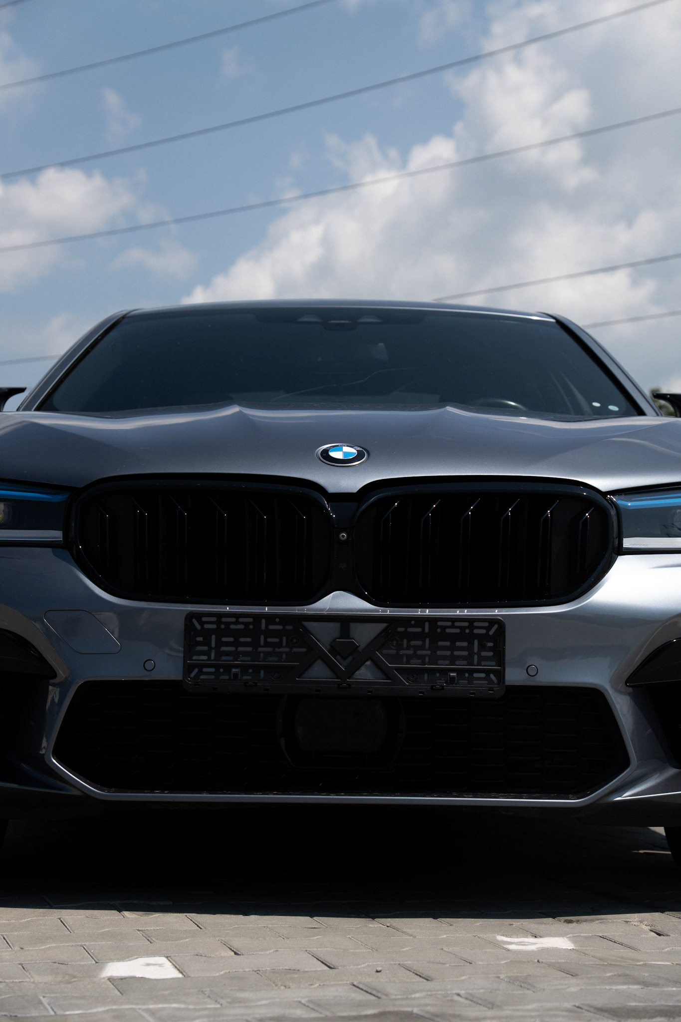 Van een standaard BMW G30 naar M5 Competition 2021: wat is gemonteerd