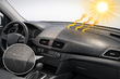 Waarom het dashboard snel dof wordt en krast in de zon foto 1