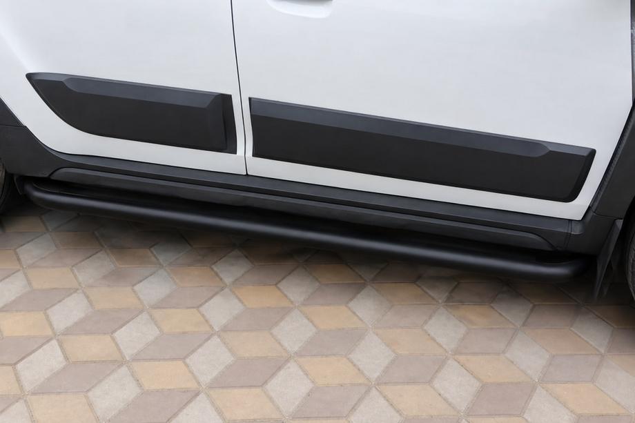 Dacia Duster 2018–2024 Zijsteps Premium (2 stuks, RVS) Black Image