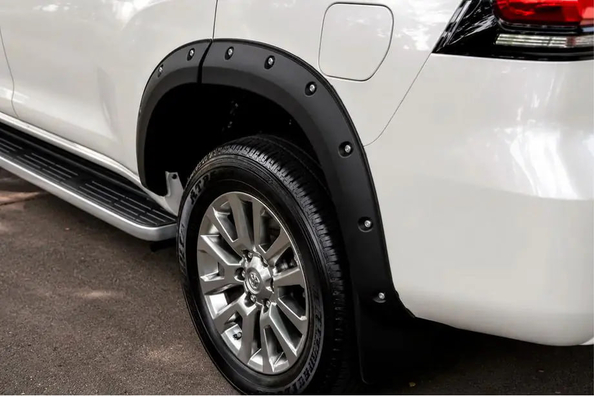 BMW X5 G05 2018 → X5M 2025: complete upgrade met carbon bodykit en M-stuur
