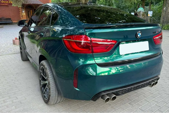 BMW X5 F15 tuning: spiegelkappen, spoiler en frontlip Foto 15