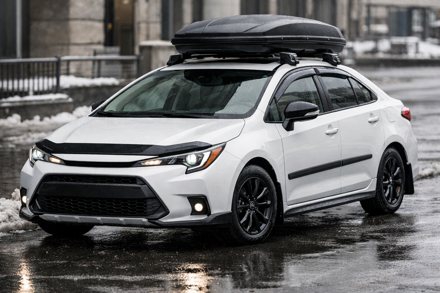 Wat monteer je op een Toyota Corolla 2019+ voor de stad bij regen en prut
