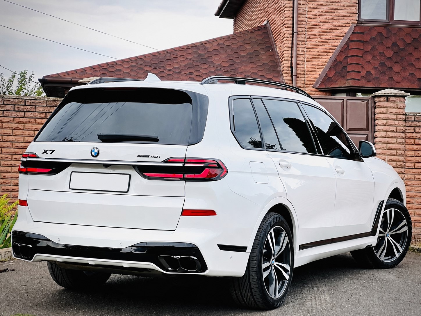 BMW X7 G07 2019–: montage van de LCI M-Performance faceliftkit