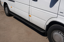 Volkswagen LT 1995–2006 Premium Black side steps (set 2 stuks, RVS) Lange wielbasis, Ø60 foto 3