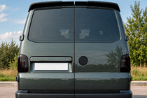 Volkswagen T5 Multivan 2003–2010 DPT spoiler (openslaande deuren, hoogglans zwart) foto 1