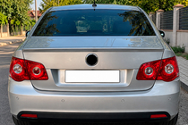 Volkswagen Jetta 2006–2011 DPT spoiler (hoogglans zwart) foto 1