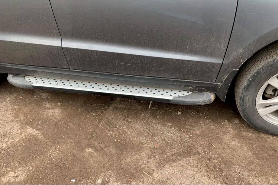 Hyundai Santa Fe 2 2006–2012 Zijsteps Allmond Grey (2 stuks, aluminium) Foto 5