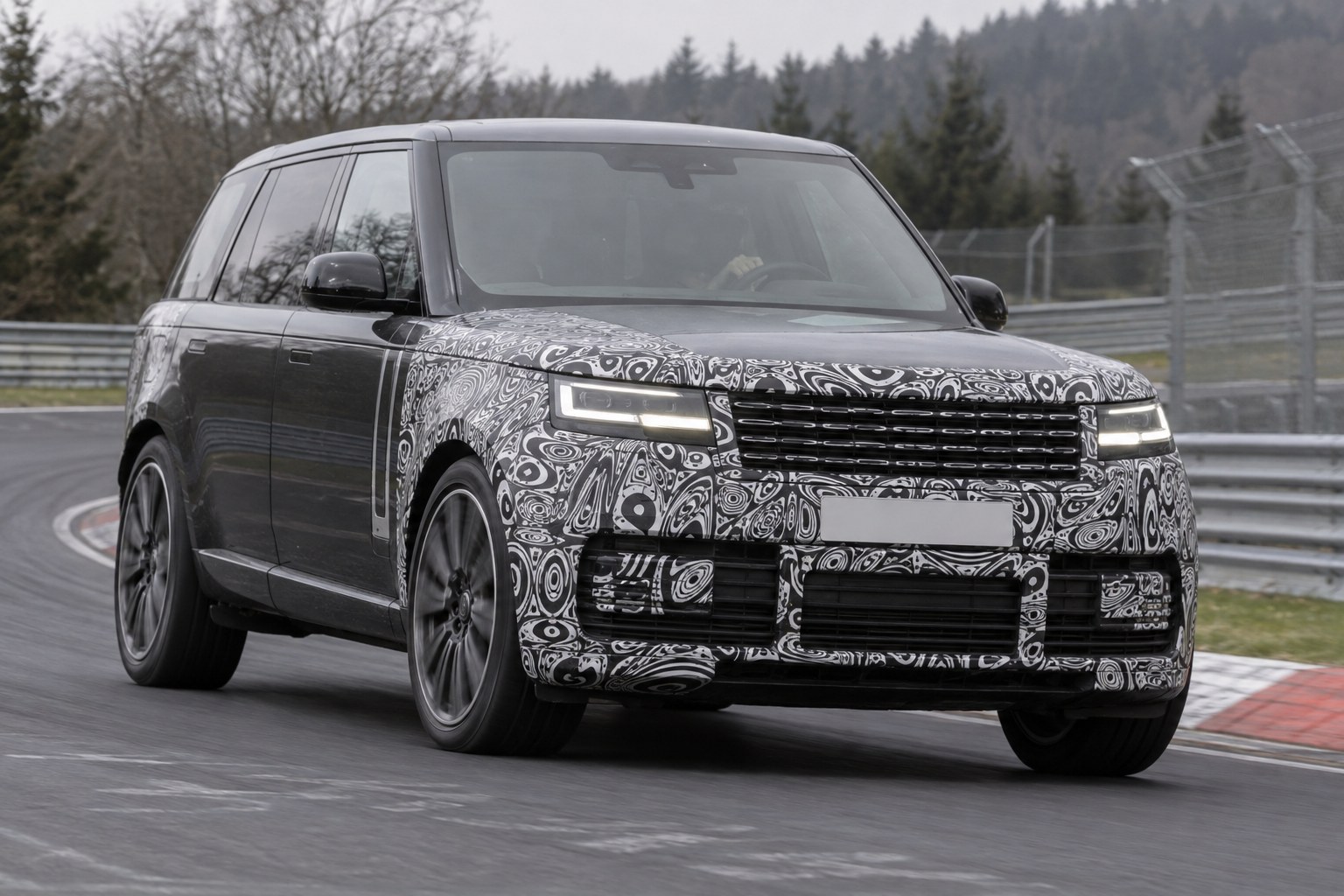 Range Rover facelift 2027: wat verandert er aan de L460, naar voorbeeld van de elektrische Range Rover