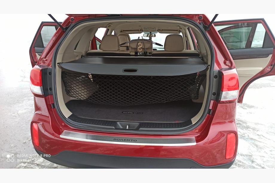 Kia Sorento II XM 2009–2014 RVS achterbumperbeschermer met omgezette rand Nataniko 2013-2015 Foto 2