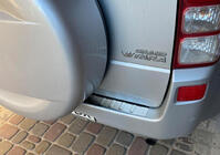 Suzuki Grand Vitara 2005–2017 Achterbumperbeschermlijst Carmos (RVS) foto 4