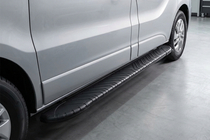 Renault Trafic 2001–2015 Bosphorus Black side steps (2 st., aluminium) foto 1