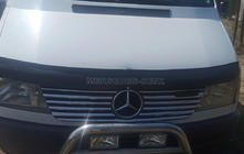 Mercedes Sprinter W901/902/903/904/905 1995–2006 RVS sierlijsten voor grille (1995-2000, 12-delig) foto 3