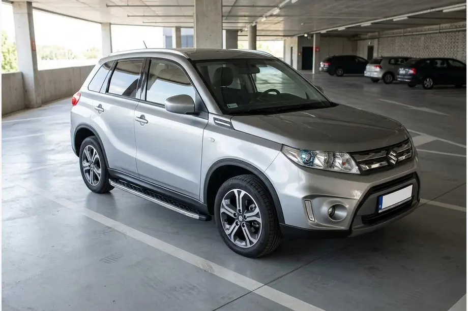 Suzuki Vitara 2015– BlackLine side steps (2 stuks, aluminium) Image