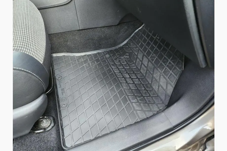 Toyota Auris 2012–2018 Rubberen automatten (4-delig, Stingray Premium) Foto 2
