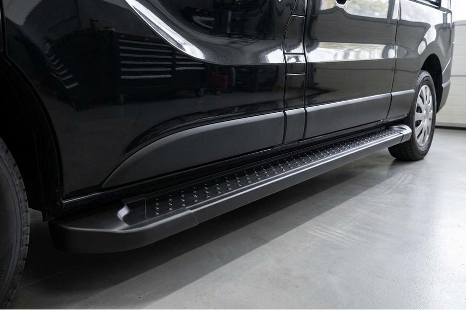 Fiat Talento 2016– Allmond Black side steps (2 st., aluminium) Image