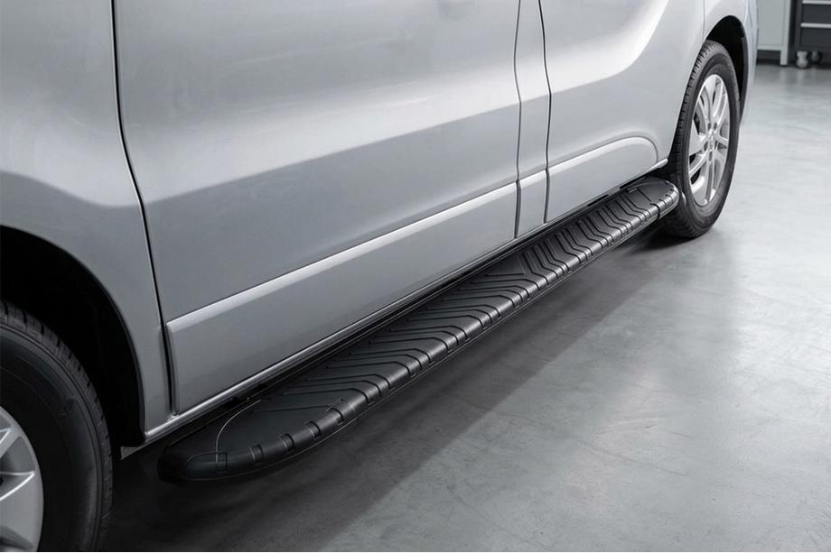 Opel Vivaro 2015–2019 Bosphorus Black side steps (2 st., aluminium) Image
