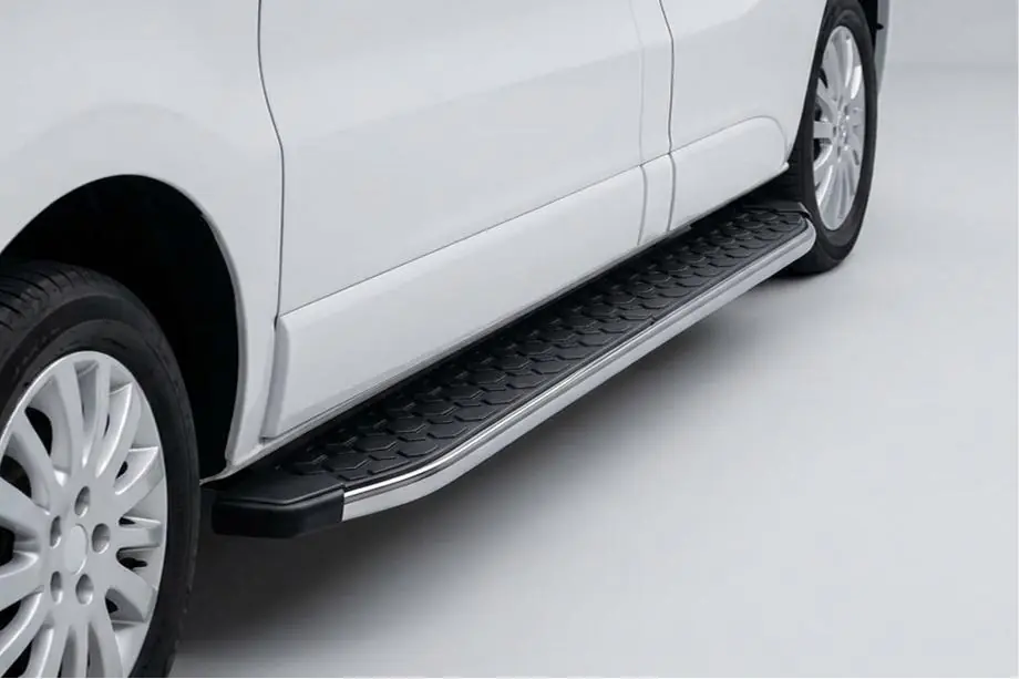 Opel Vivaro 2015–2019 BlackLine side steps (2 stuks, aluminium) Image