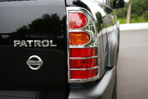 Nissan Patrol Y61 1997–2011 Achterlicht afdekking (kunststof) foto 1