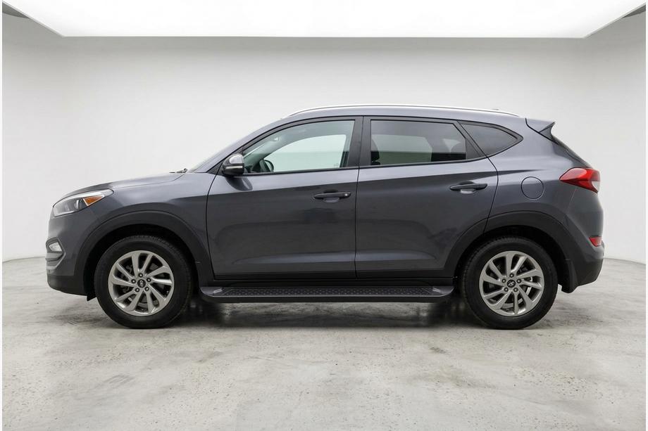 Hyundai Tucson TL 2016–2021 Allmond Black side steps (2 st., aluminium) Image