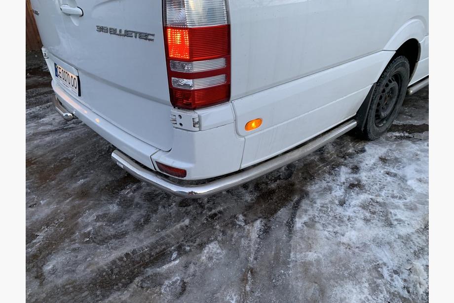 Mercedes Sprinter W906 2006–2018 Schuin geplaatste zijbuizen achter het achterwiel (2 st., RVS) Foto 10