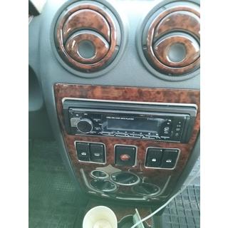 Dashboardpanelen (variant 2) Dacia Logan MCV 2004–2014 foto 4
