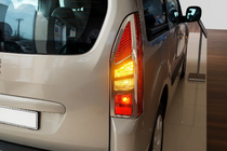 Citroen Berlingo 2008–2018 Rechte achterlichtcovers (2 stuks, RVS) Carmos foto 1