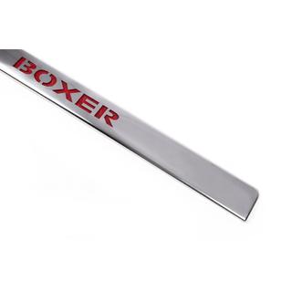 Chromelijst boven de kentekenplaat met rode LED (RVS) Peugeot Boxer 2006–2025 foto 3