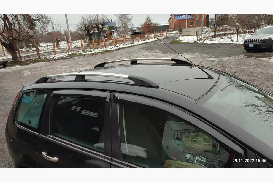 Ford C-Max 2004–2010 Chromen dakrails Image