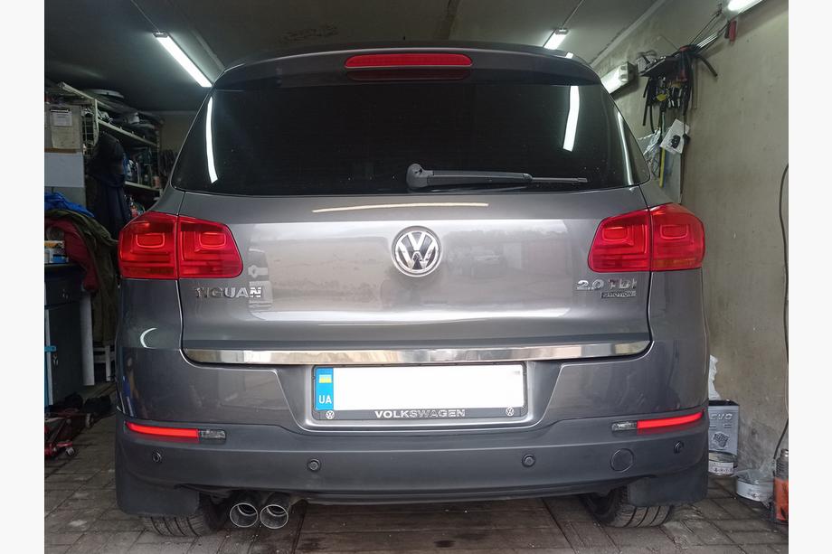 Volkswagen Tiguan 2007–2016 RVS kofferbakrand Image