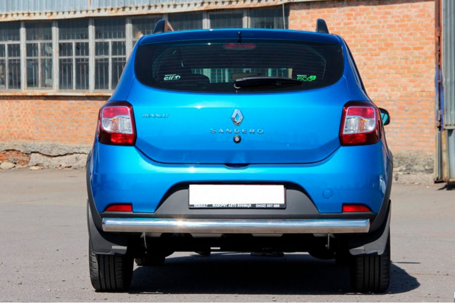 Dacia Sandero 2013–2020 Achterbeugel AK002 (RVS) Foto 5