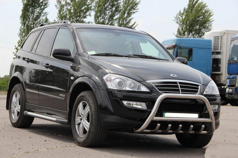 SsangYong Action 2005–2018 Bullbar WT003 (RVS) Image