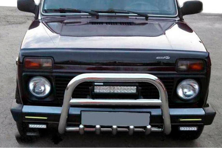 Lada Niva en Urban 1977– Bullbar QT006 (RVS) Image