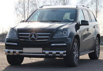 Mercedes GL-klasse X164 2006–2012 Voorste bullbar ST015 (RVS) foto 1