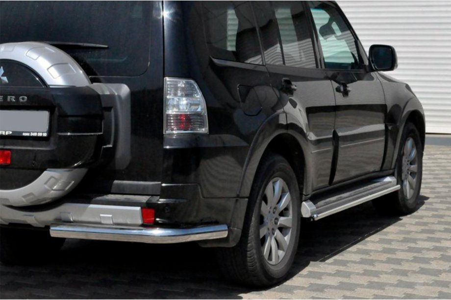 Mitsubishi Pajero Wagon IV 2006–2021 Achterbeugel AK003 (RVS) Image