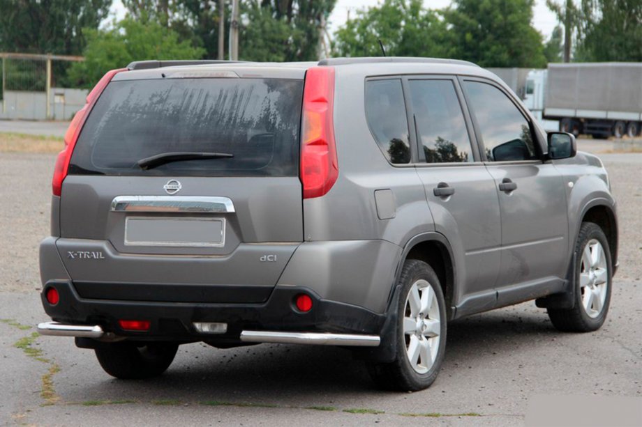 Nissan X-trail T31 2007–2014 Achterhoeken AK003 (2 stuks, RVS) Image