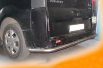 Nissan Primastar 2002–2014 Achterbeschermbeugel AK005 (RVS) foto 2