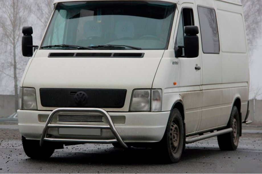 Volkswagen LT 1995–2006 Bullbar WT022 (RVS) Image