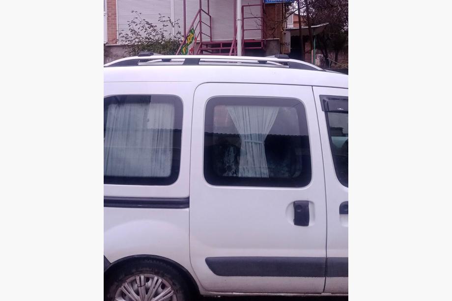 Renault Kangoo 1998–2008 Skyport dakrails (mat grijs) Foto 2
