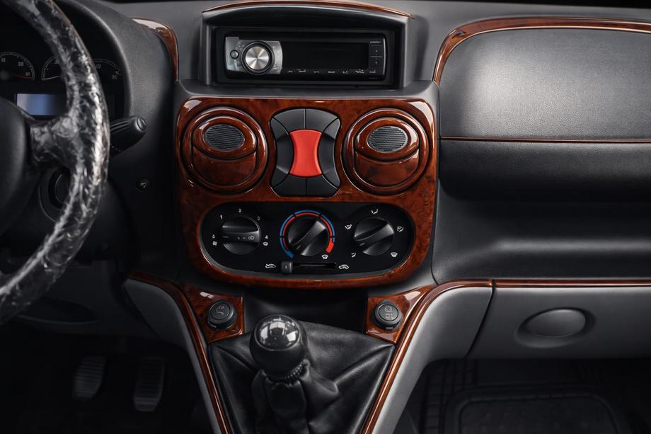 Fiat Doblo I 2001–2005 Dashboard sierlijsten Image