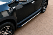 Dacia Duster 2008–2018 Side steps Maya V1 (2 stuks, aluminium) foto 1