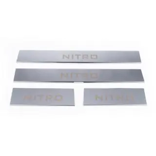 Carmos instaplijsten voor bovenzijde (RVS) Dodge Nitro 2006–2011 foto 4