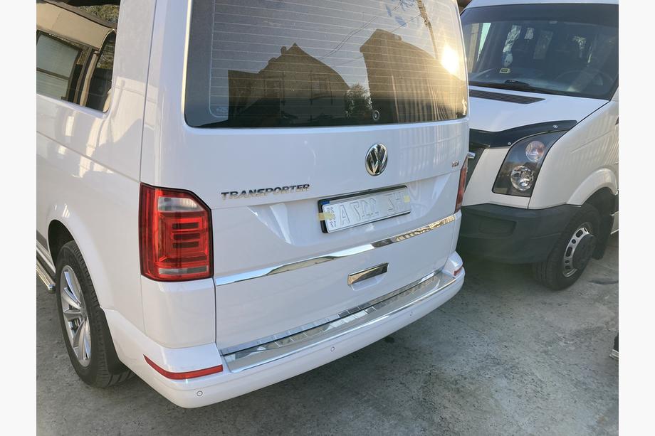 Volkswagen T6 2015–2024 RVS kentekenplaatstrip Image