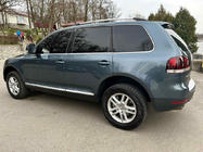Volkswagen Touareg 2002–2010 Dakrails chroom (kunststof voeten) Metalen voet foto 2
