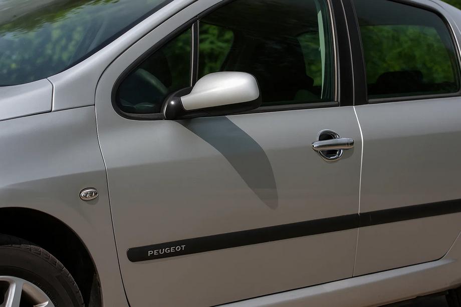 Peugeot 307 2001–2008 Beschermkappen onder deurgreep (set 4 st., kunststof) Image