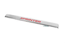 Mercedes Sprinter W906 2006–2018 RVS sierlijst boven kentekenplaat met kentekenplaatverlichting Rode verlichting foto 1