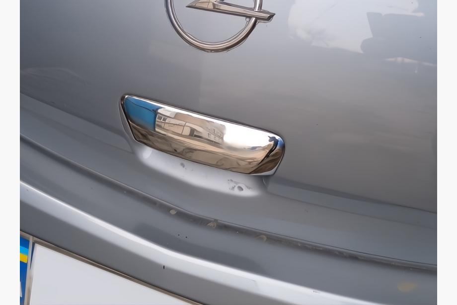 Opel Corsa D 2007–2014 RVS afdekking voor achterdeurhendel Carmos - Turks staal Image