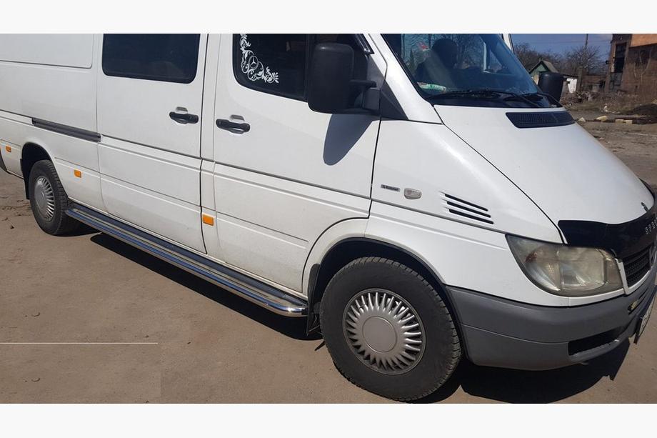 Mercedes Sprinter W901/902/903/904/905 1995–2006 Premium side steps (2 st., RVS) Foto 3