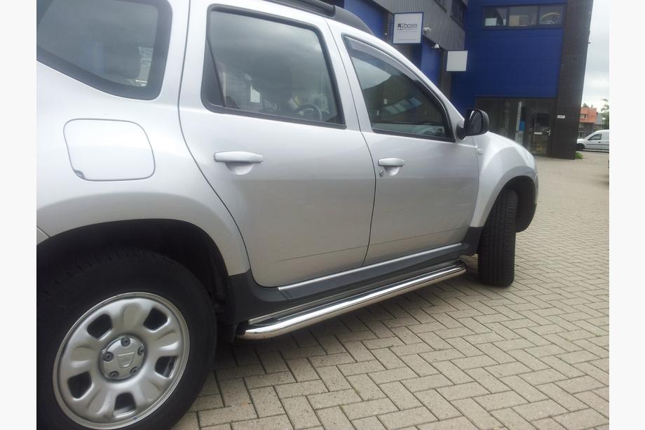 Dacia Duster 2008–2018 Premium side steps (2 st., RVS) Image